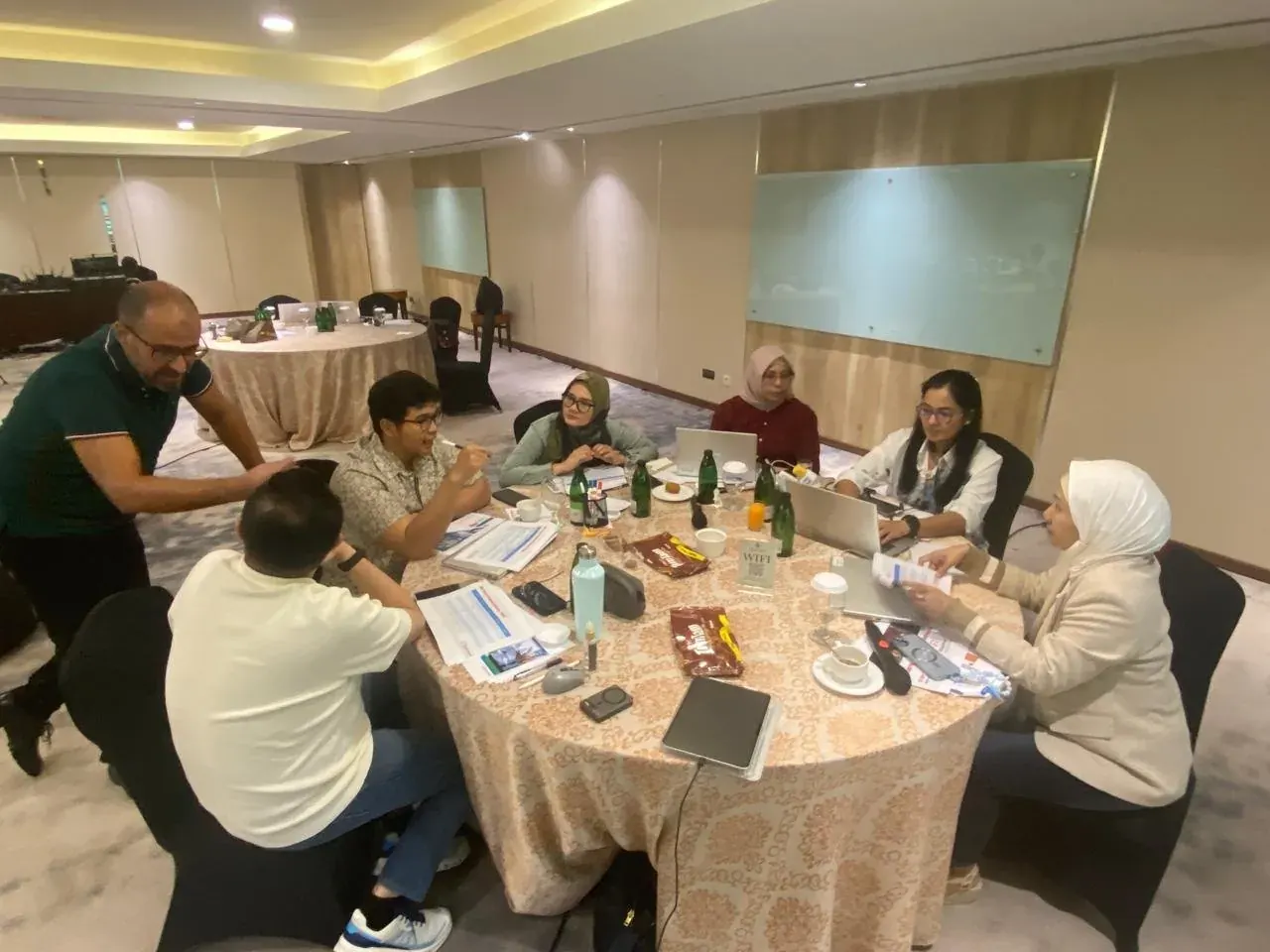 Strategic Account Excellence programme with Roche in Indonesia — photo 3 of 23